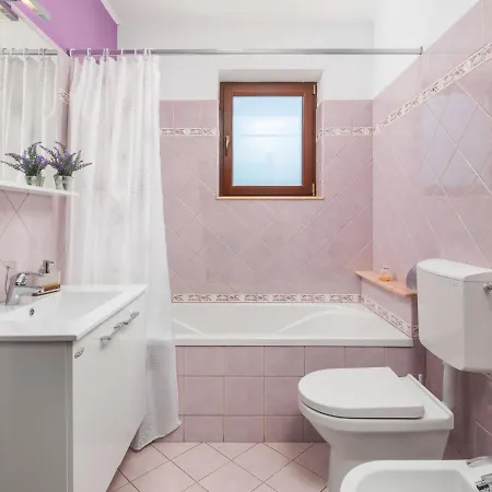 Casa vacanze Toni By Interhome