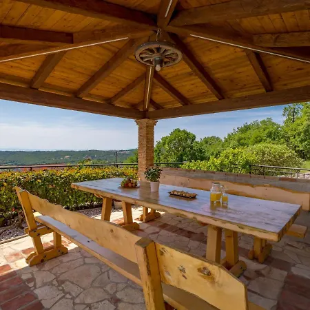 بيت للعطل Toni By Interhome كاستاف